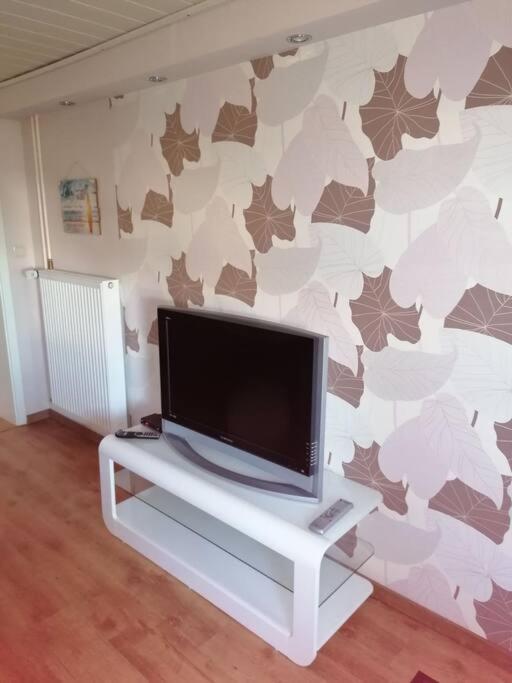Gemuetliches Appartment In Homberg Stadtmitte Bagian luar foto